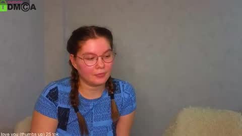 Welcome guys  Pleasure to see you all here  My name is Lysafeta and MichaelaTip menu is active Private is open  online show from February 6, 9:46 am