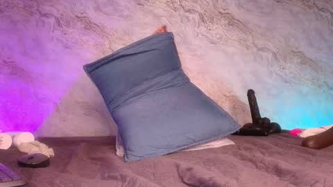 Maddy online show from November 8, 12:41 pm