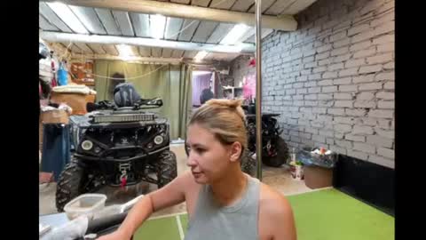 _magic_kis online show from July 2, 7:24 am