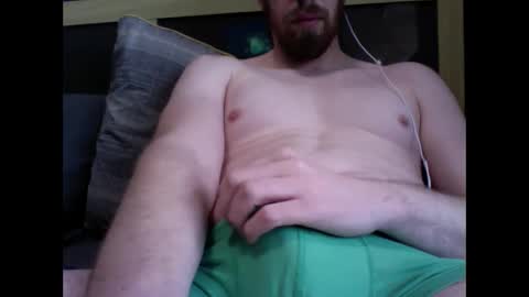 _maverick1985_ online show from March 9, 10:52 am