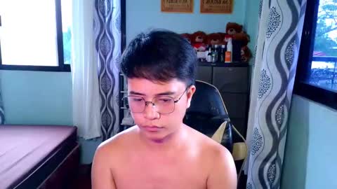 MAX Dont forget to follow online show from February 17, 8:02 am