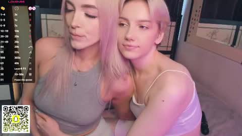Elva and Kate  online show from July 5, 7:04 am