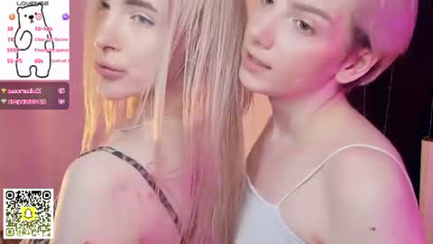 Elva and Kate  online show from June 26, 6:52 am