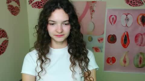 Susie online show from November 22, 8:02 am