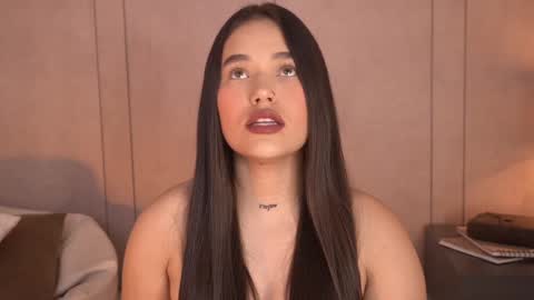     online show from February 8, 7:16 pm