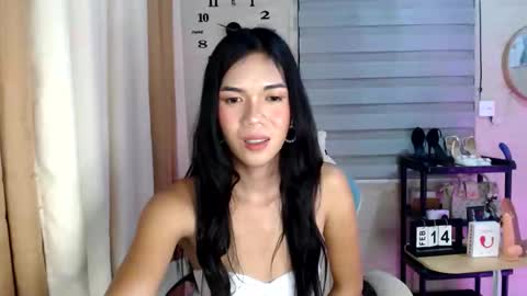 Melly online show from February 13, 8:23 pm