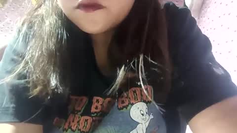 _milkytitsmomxx_ online show from December 28, 4:52 pm