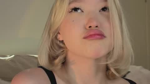 _milli_sun online show from January 15, 5:05 am