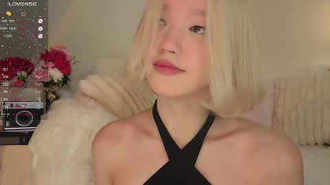 _milli_sun online show from May 1, 5:34 am
