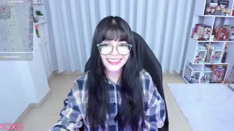 Hanna  Idependent Model   online show from May 2, 3:34 am