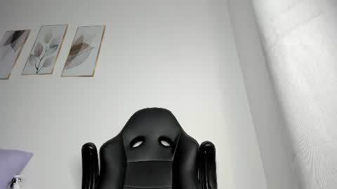 _molly_rosse_ online show from July 27, 12:02 pm