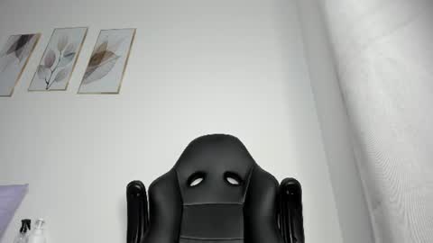 _molly_rosse_ online show from July 14, 11:59 am