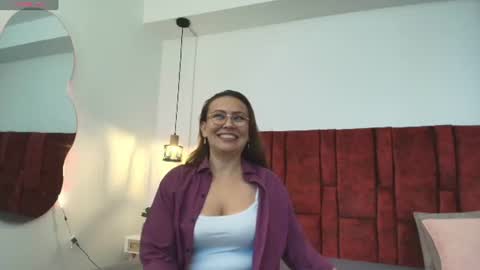 _monaliza_ online show from July 24, 12:24 pm