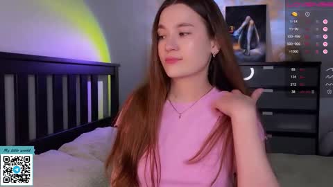 Mia with a big heart  online show from October 5, 8:16 pm