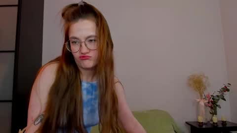 Mia with a big heart  online show from February 24, 8:17 am