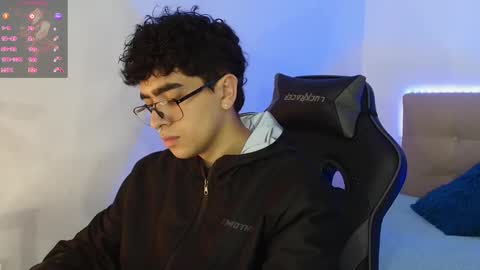 Nicolas online show from November 30, 10:28 pm