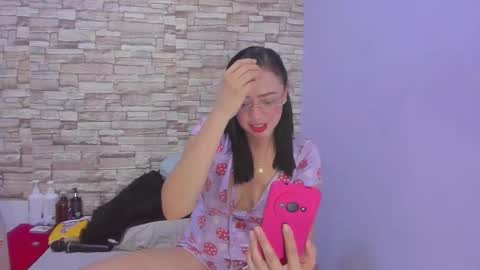 juliana online show from September 16, 12:23 am