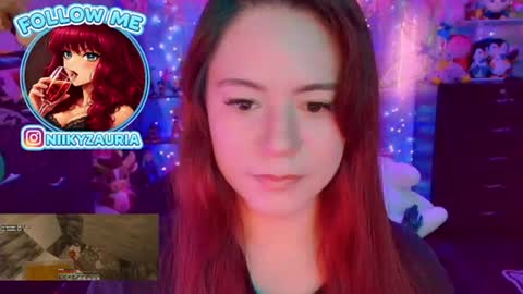 niiky online show from June 17, 8:58 pm