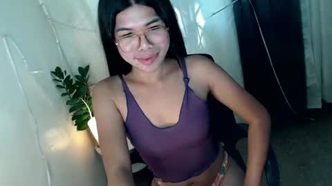 _odette22 online show from April 27, 5:38 am