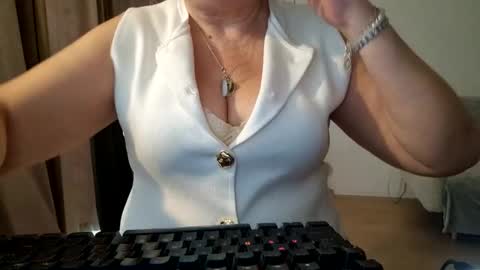 Charlotte online show from April 19, 3:46 pm