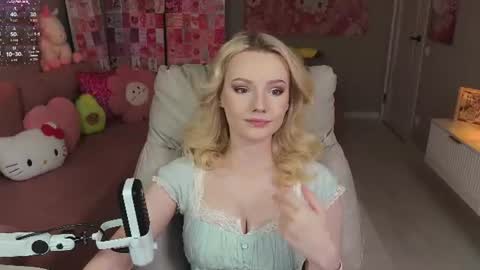 Tina online show from July 7, 11:41 pm
