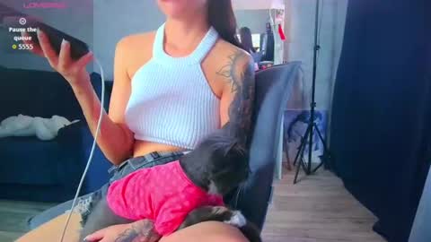 Ilona online show from June 26, 7:14 am