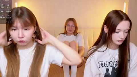 LISSAPVT IS OPEN online show from June 23, 4:42 am