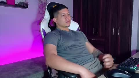 Roberto online show from October 29, 1:46 pm