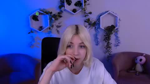 sabrina  online show from June 24, 6:48 pm