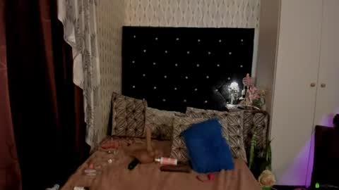 _samantha_sweet_ online show from July 28, 11:17 am
