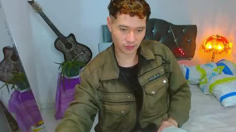 santi online show from May 2, 2:39 am