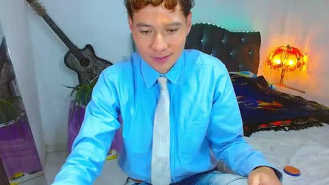 santi online show from April 29, 2:05 am