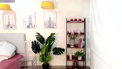 Sassy Girl online show from February 21, 6:15 pm