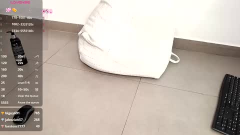 Sassy Girl online show from February 24, 9:09 pm