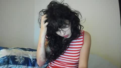 Chloee online show from April 27, 3:15 am