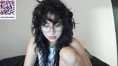 Chloee online show from May 4, 2:07 am