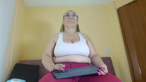 selenee031 online show from February 24, 12:52 am