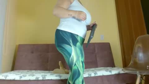 selenee031 online show from February 13, 11:28 am