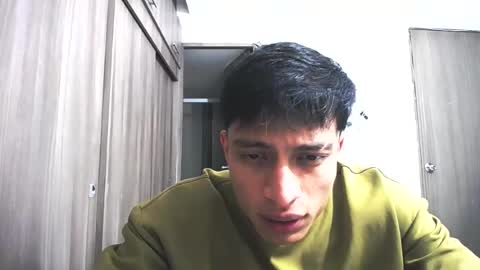 Juan Pablo-independent model online show from July 12, 1:42 am