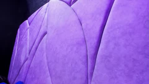 _sofidiamond_ online show from March 9, 12:32 pm