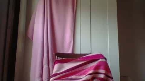 Snapshot of _squirty_pussyyy_ chatting on February 21, 1:00 pm Melisa online show from February 21, 1:00 pm