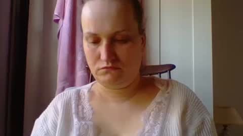 Snapshot of _squirty_pussyyy_ chatting on March 9, 12:09 pm Melisa online show from March 9, 12:09 pm