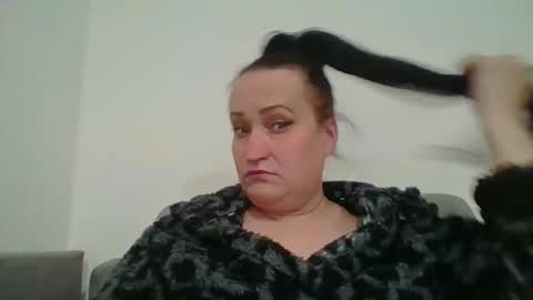 Snapshot of _squirty_pussyyy_ chatting on October 18, 3:05 pm Melisa online show from October 18, 3:05 pm