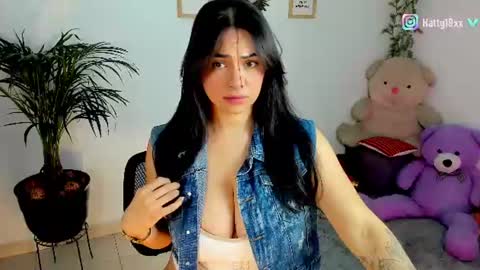    online show from July 11, 2:42 pm