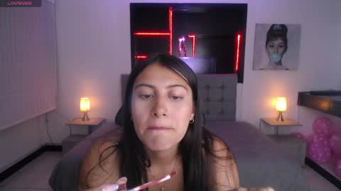 _sweet_lia_ online show from April 23, 7:48 pm