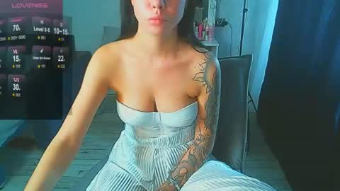 Milana   welcome to my world  online show from June 25, 2:19 am