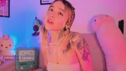 _tammarra_ online show from June 20, 8:26 pm