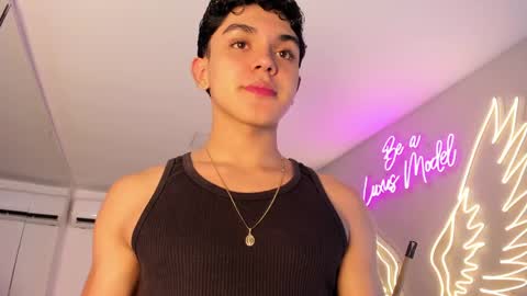 _taylorblack online show from April 30, 5:40 pm
