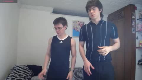 Scot y Patrick online show from November 26, 1:25 am