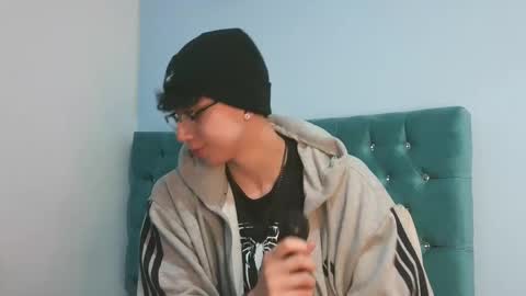 Thomas online show from April 13, 8:29 am